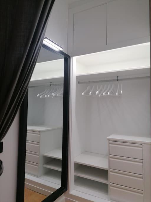Studio Paris Appartement Estepona Buitenkant foto