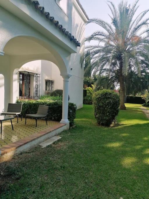 Studio Paris Appartement Estepona Buitenkant foto