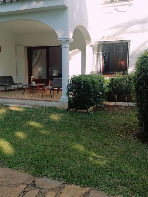 Studio Paris Appartement Estepona Buitenkant foto