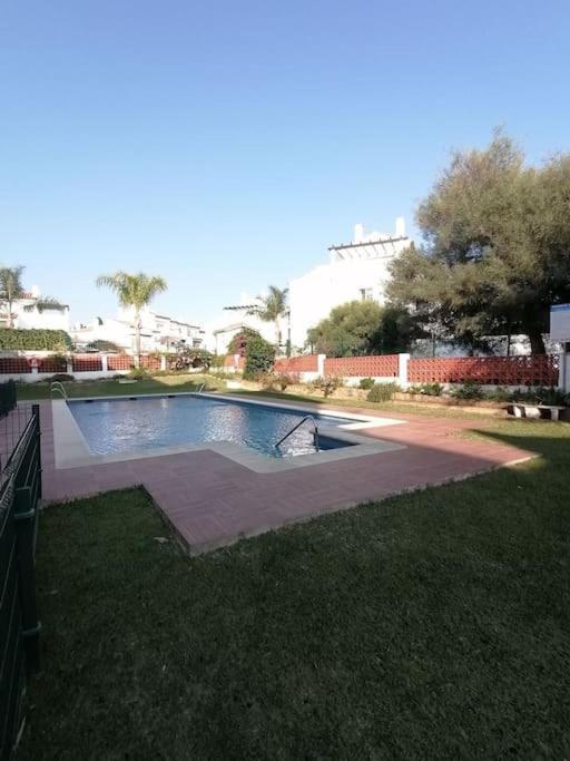 Studio Paris Appartement Estepona Buitenkant foto